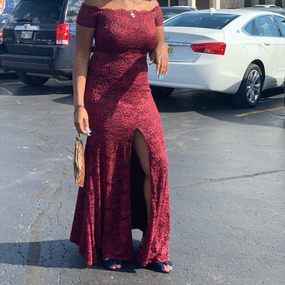 Windsor Burgundy Dress
